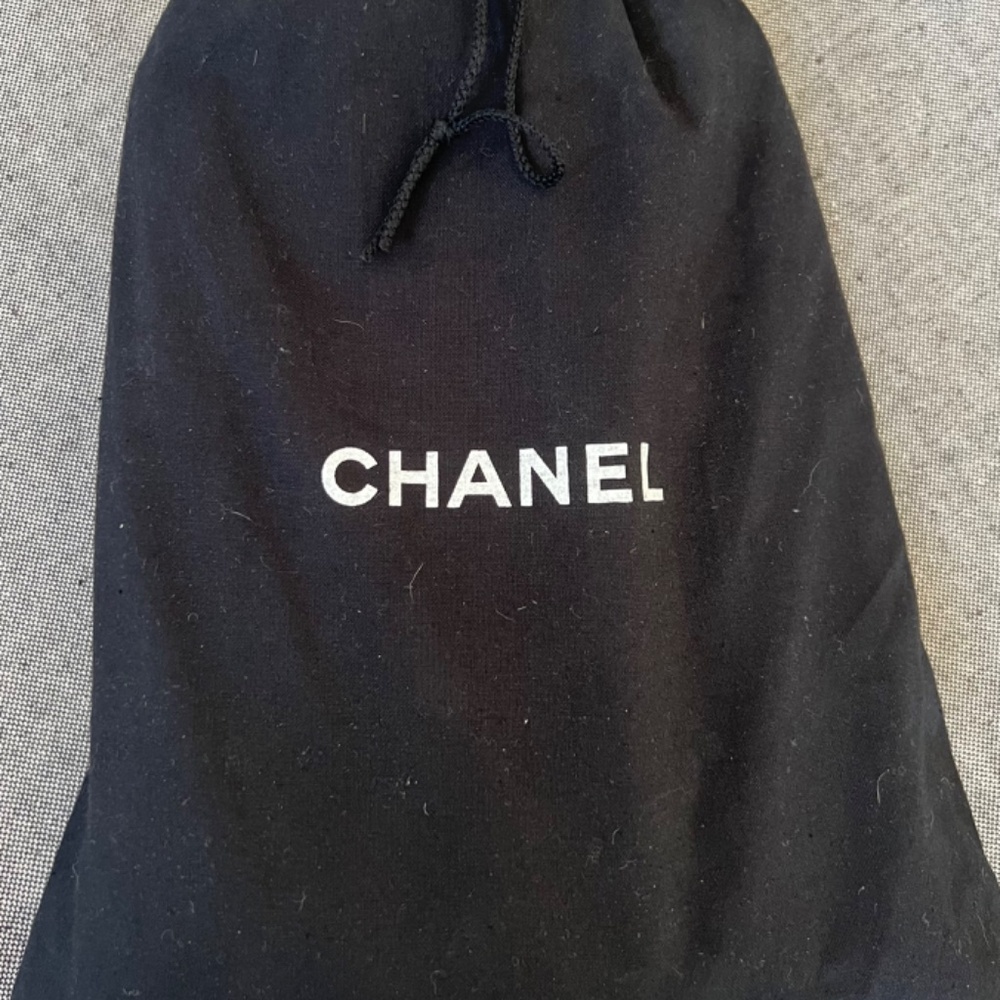 Authentic Chanel - Lapin Rabbit Fur and Leather Classic Single Flap Handbag - Picture 16 of 16